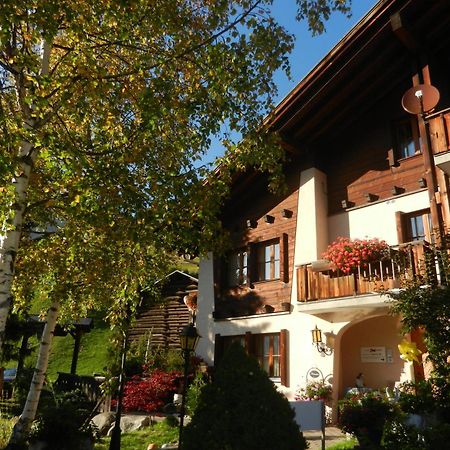 Hotel B&B Casa La Val Седрун Екстериор снимка