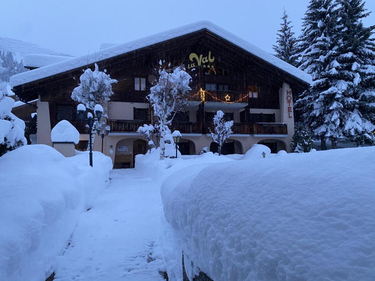 Hotel B&B Casa La Val Седрун Екстериор снимка