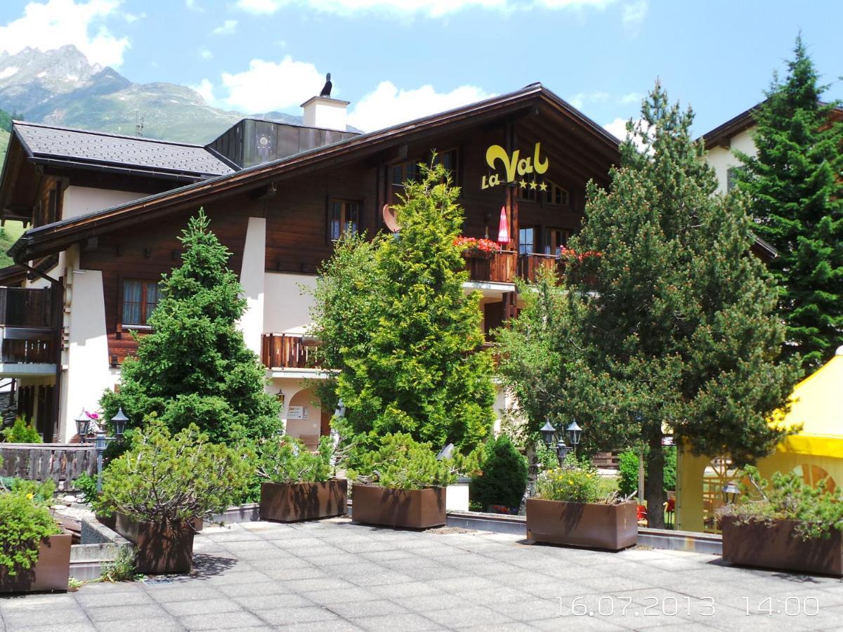Hotel B&B Casa La Val Седрун Екстериор снимка