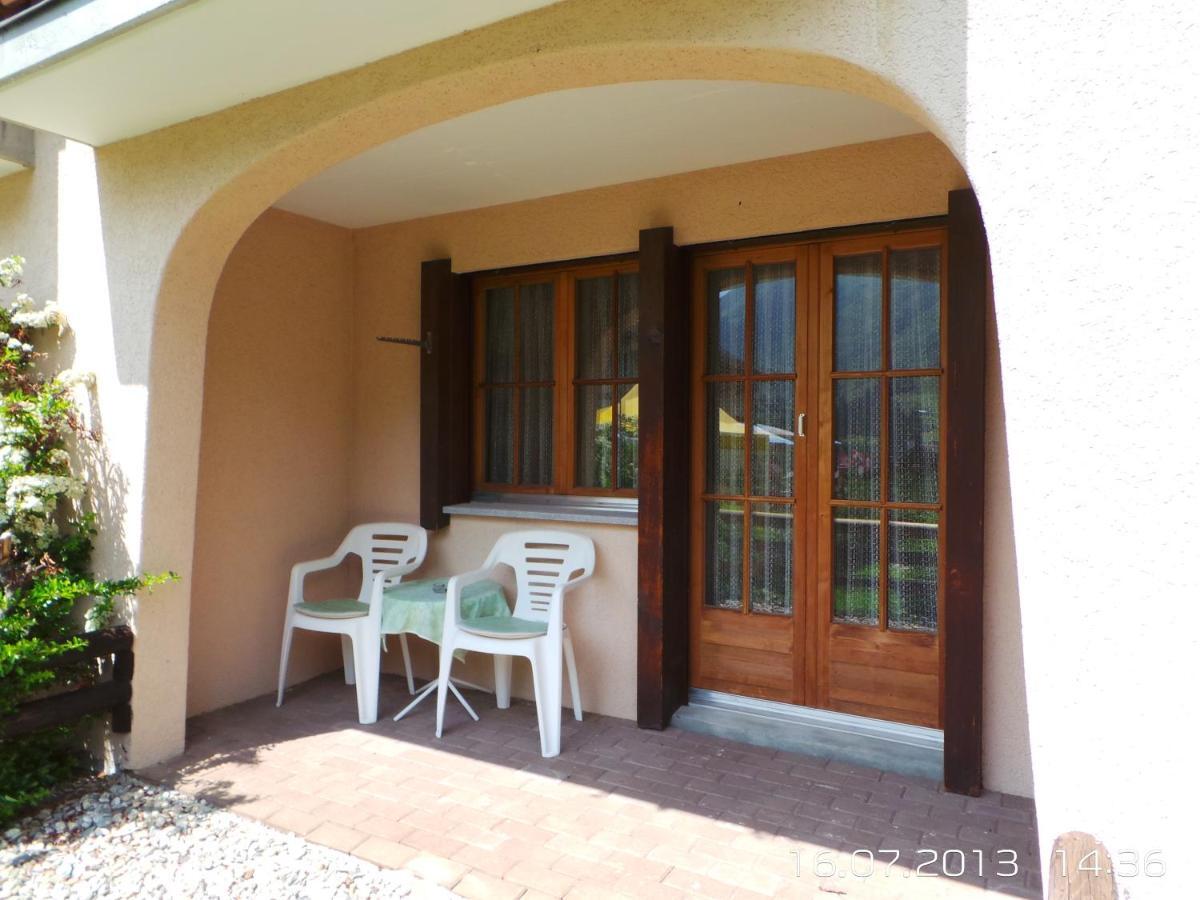 Hotel B&B Casa La Val Седрун Стая снимка